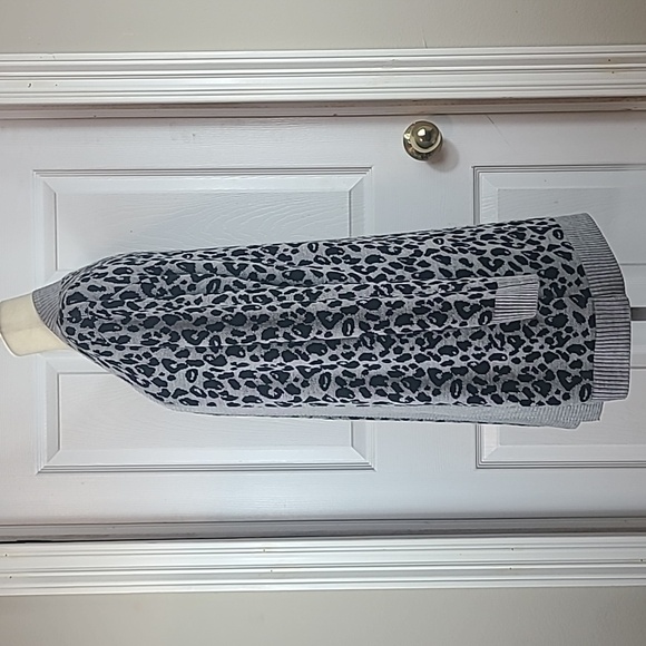 Nine West Animal Print Cardigan - Picture 6 of 11